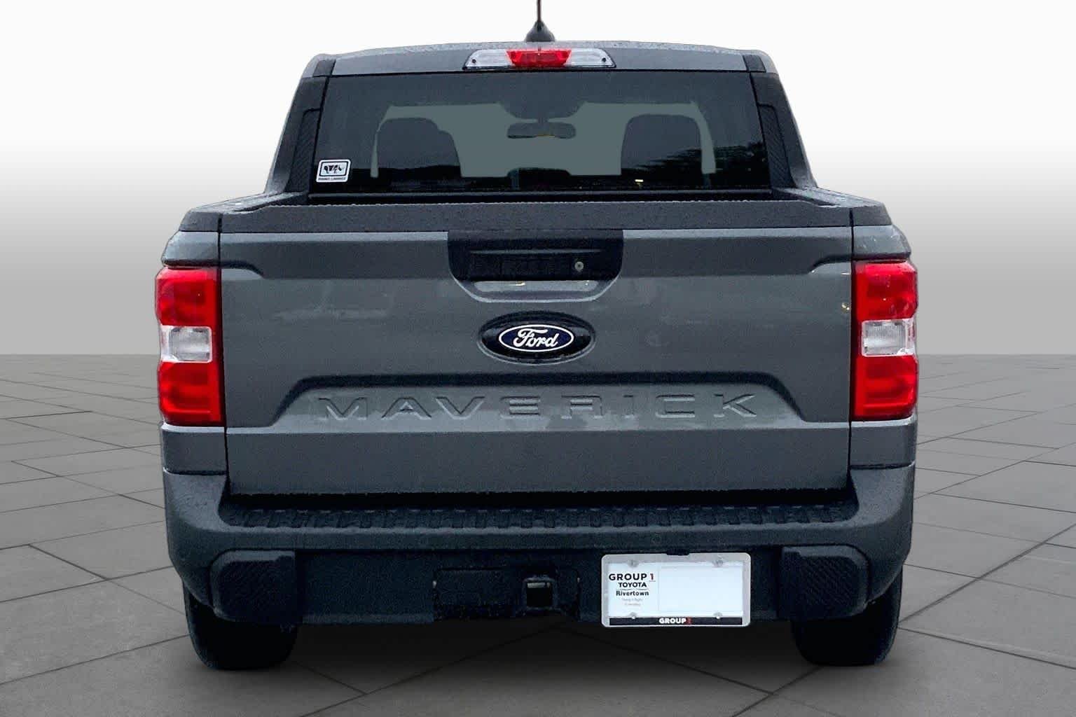 Used 2025 Carbonized Gray Metallic Ford XLT image 5