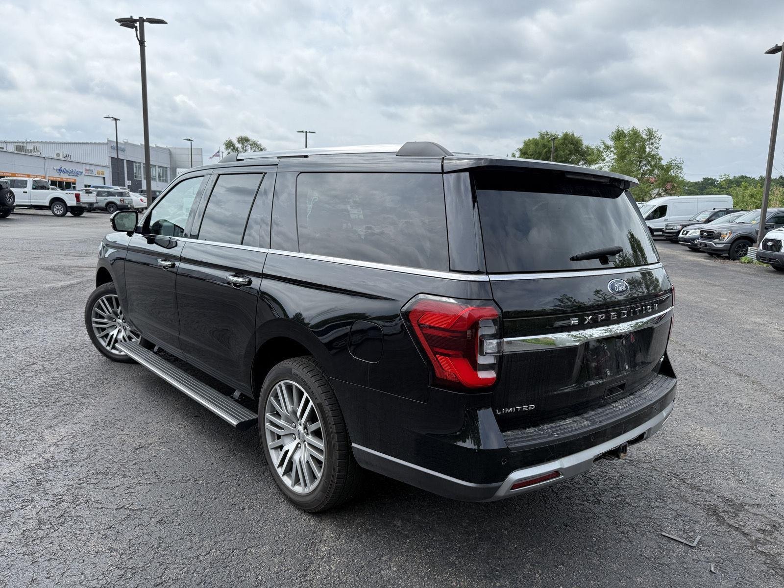 Used 2024 Agate Black Ford Limited image 3