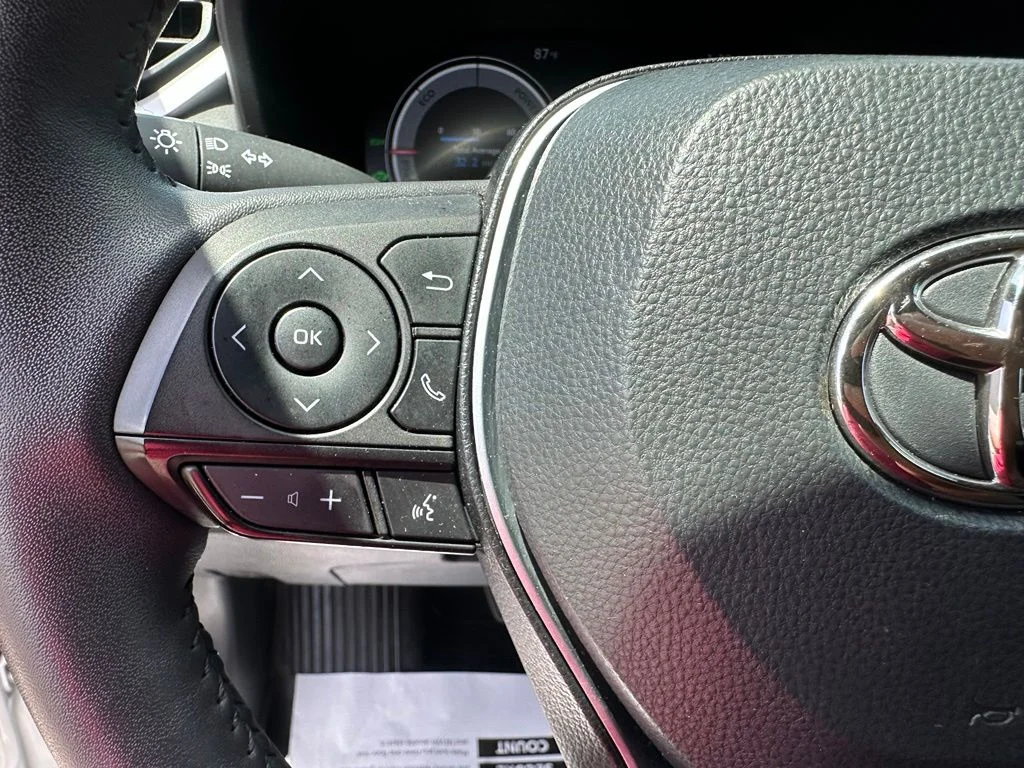 2023 Toyota RAV4 XSE - Photo 16