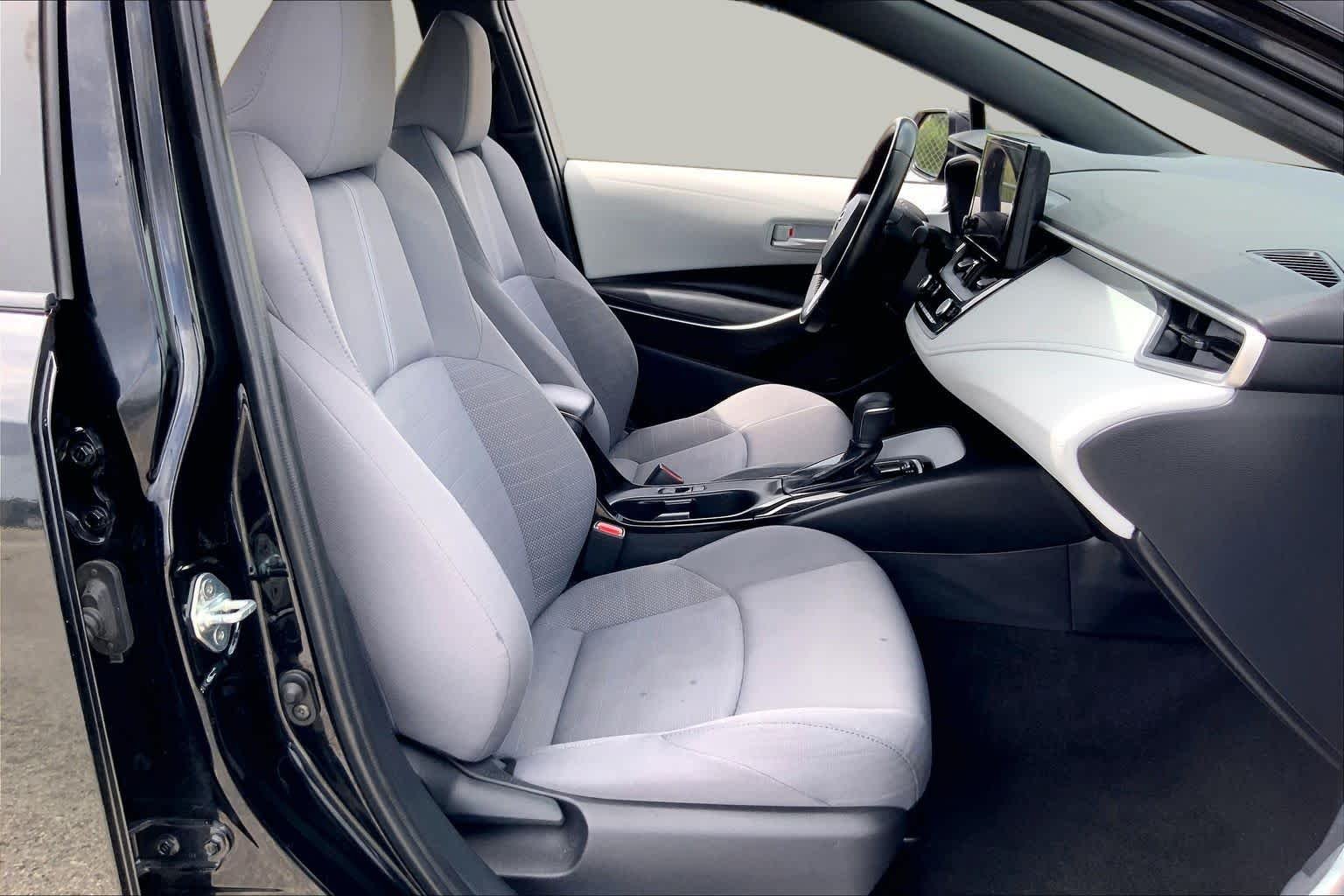 Used 2024 Midnight Black Metallic Toyota SE image 9