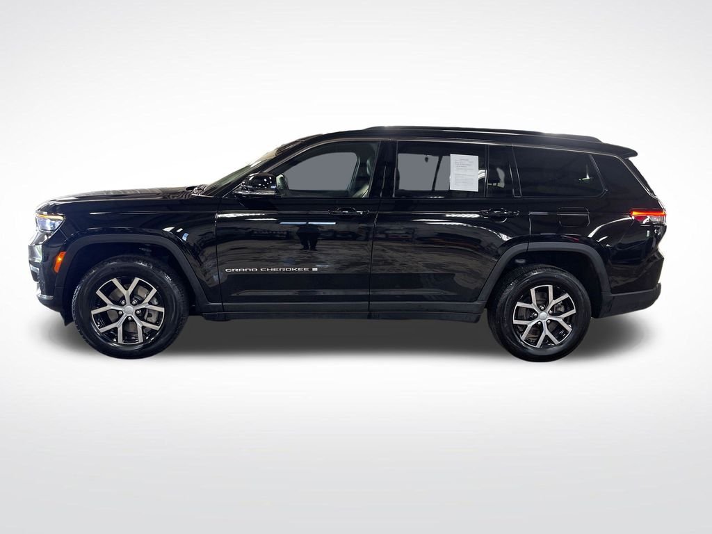 Used 2025 Black Jeep Limited image 2
