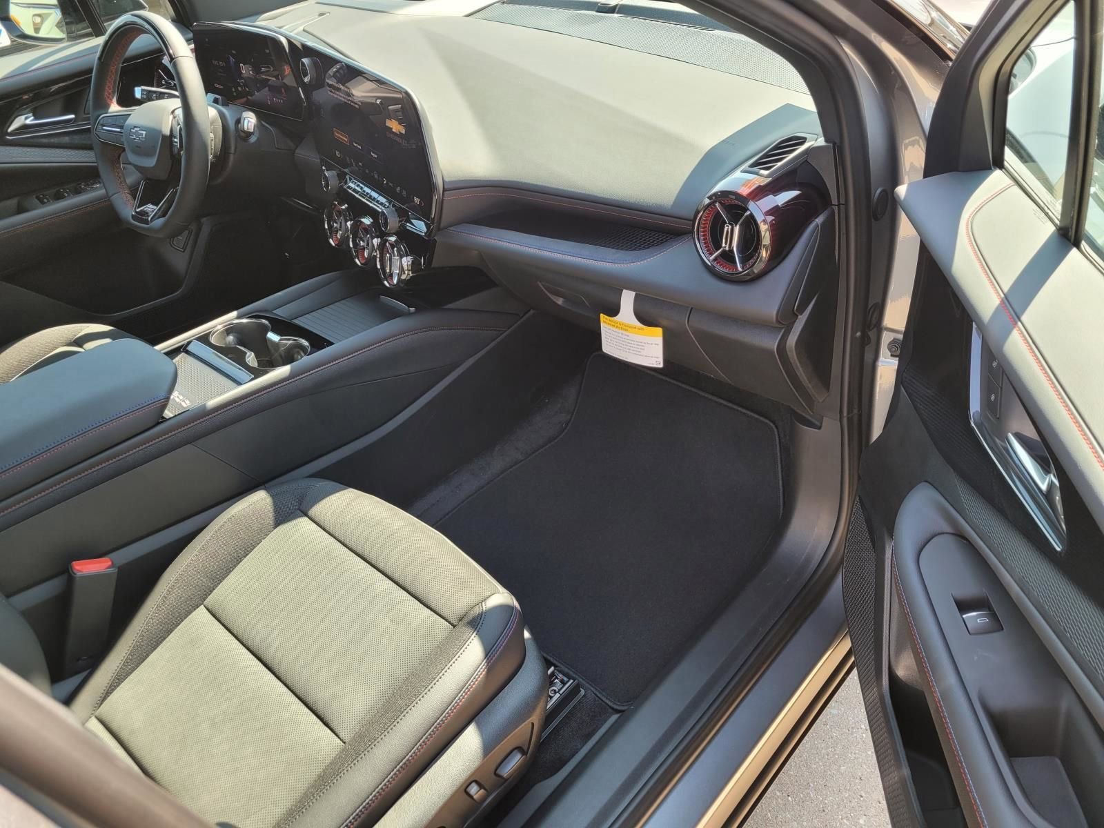 2026 Chevrolet Blazer EV RS - Photo 6