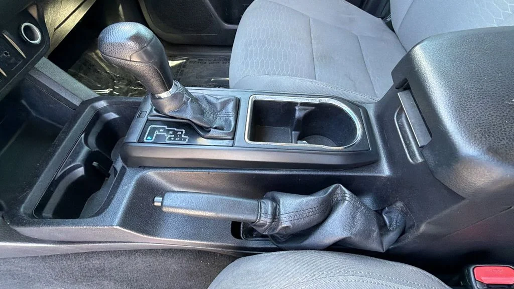 Used 2016 Quicksand Toyota SR5 image 13