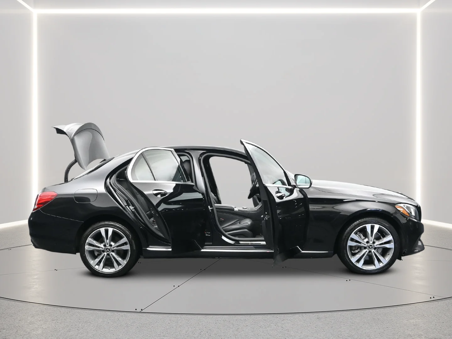 Used 2018 Black Mercedes-Benz C 300 image 13