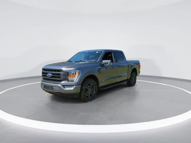 Used 2023 Gray Ford Lariat image 3