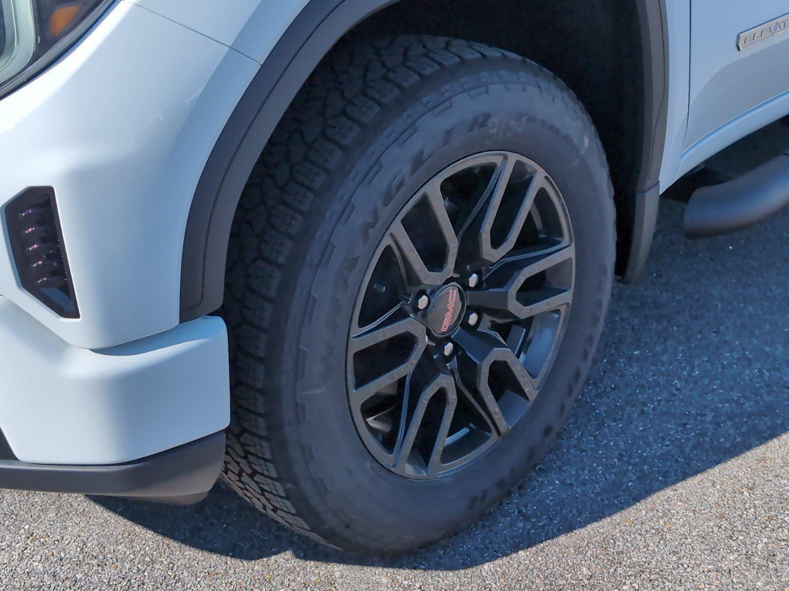 New 2026 Summit White GMC Elevation image 11