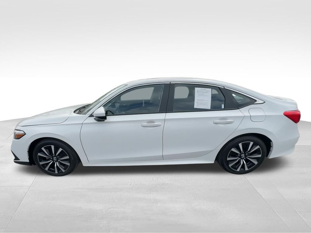 Used 2024 White Honda EX image 5
