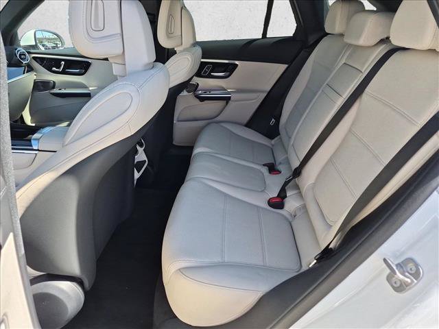 New 2027 Polar White Mercedes-Benz GLC 350e image 34