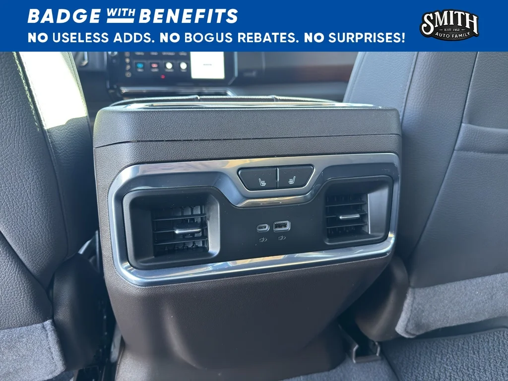 Used 2025 Onyx Black GMC Denali image 18