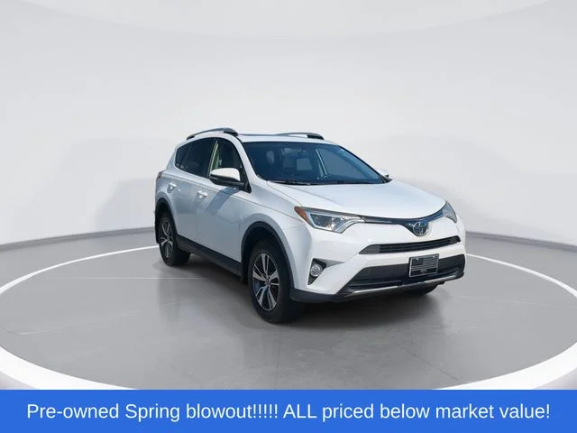 Used 2016 White Toyota XLE image 2
