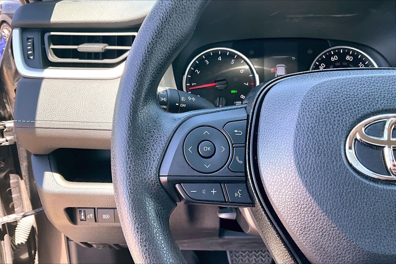 Used 2021 Magnetic Gray Metallic Toyota XLE image 20