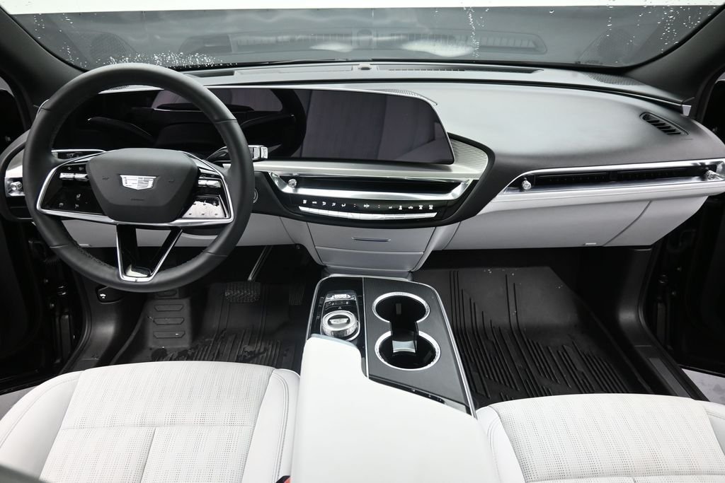 Used 2024 Black Cadillac Luxury image 12