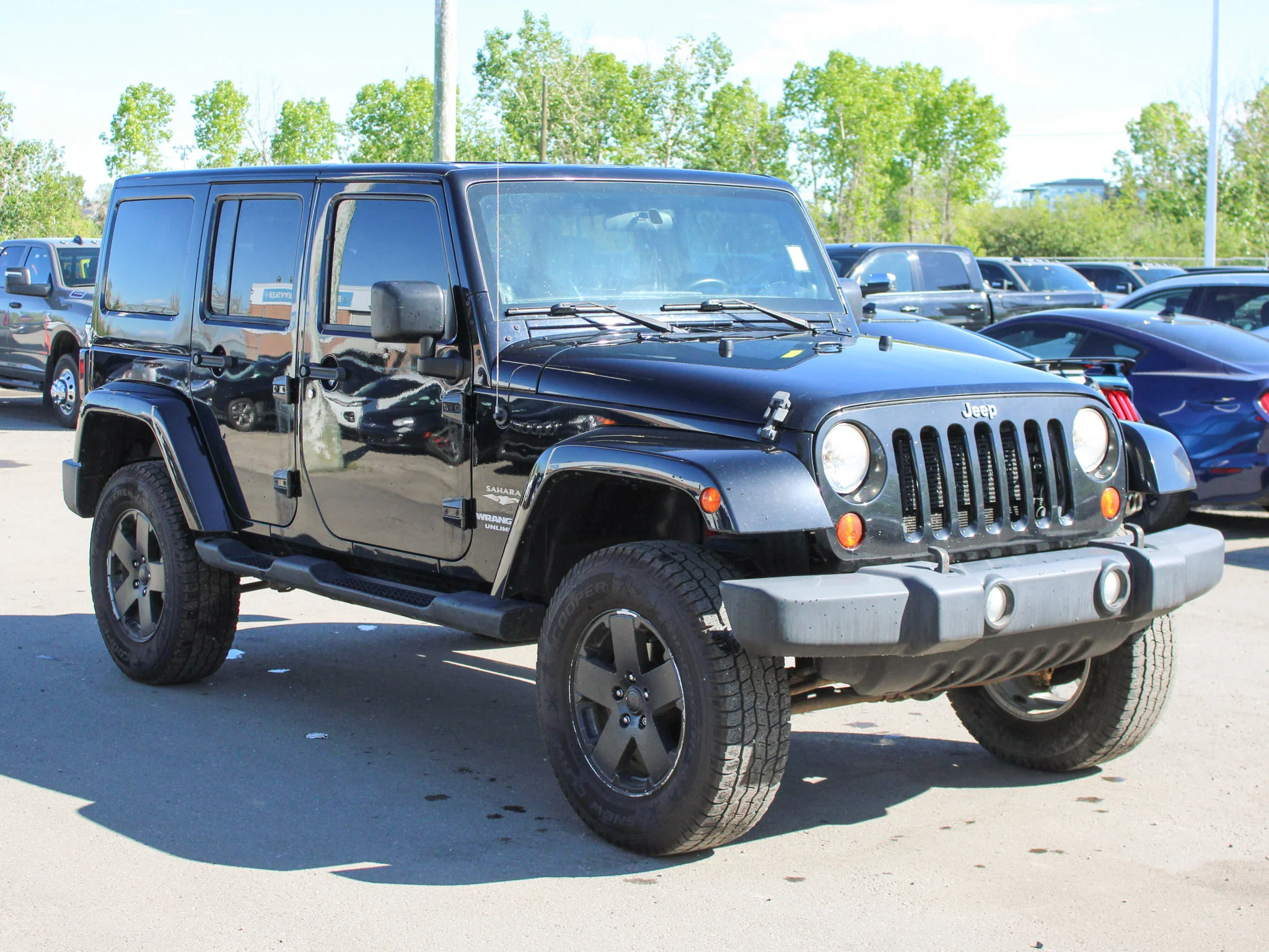 Used 2012 Black Jeep Sahara * Mechanic Special | V6 | Navigation | Heated Seats image 7