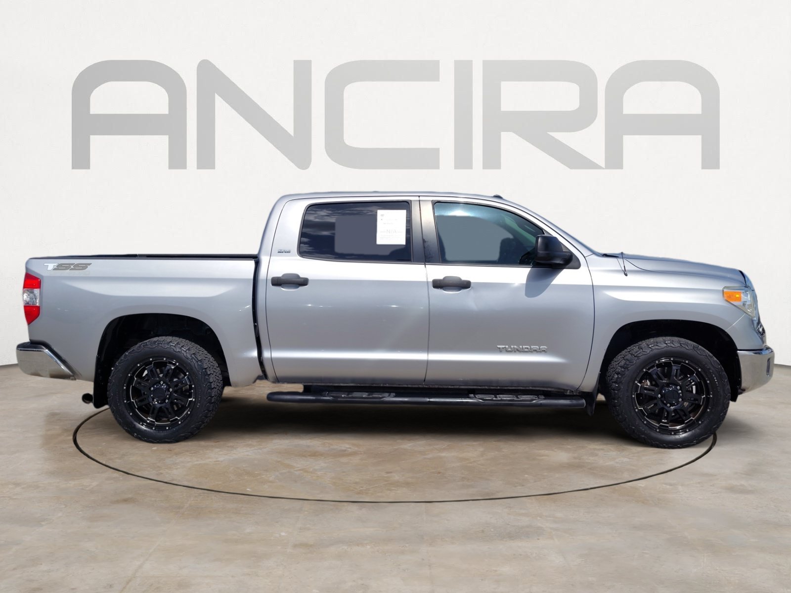 Used 2014 Silver Sky Metallic Toyota SR5 image 12