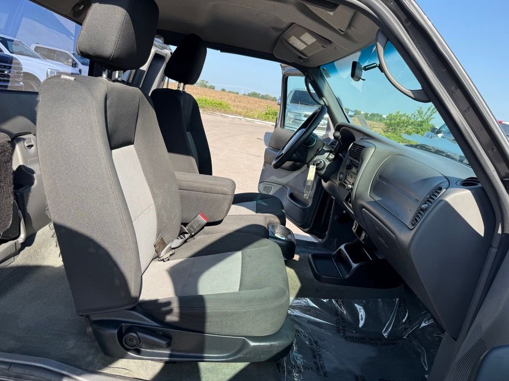 Used 2011 Gray Ford XLT image 15
