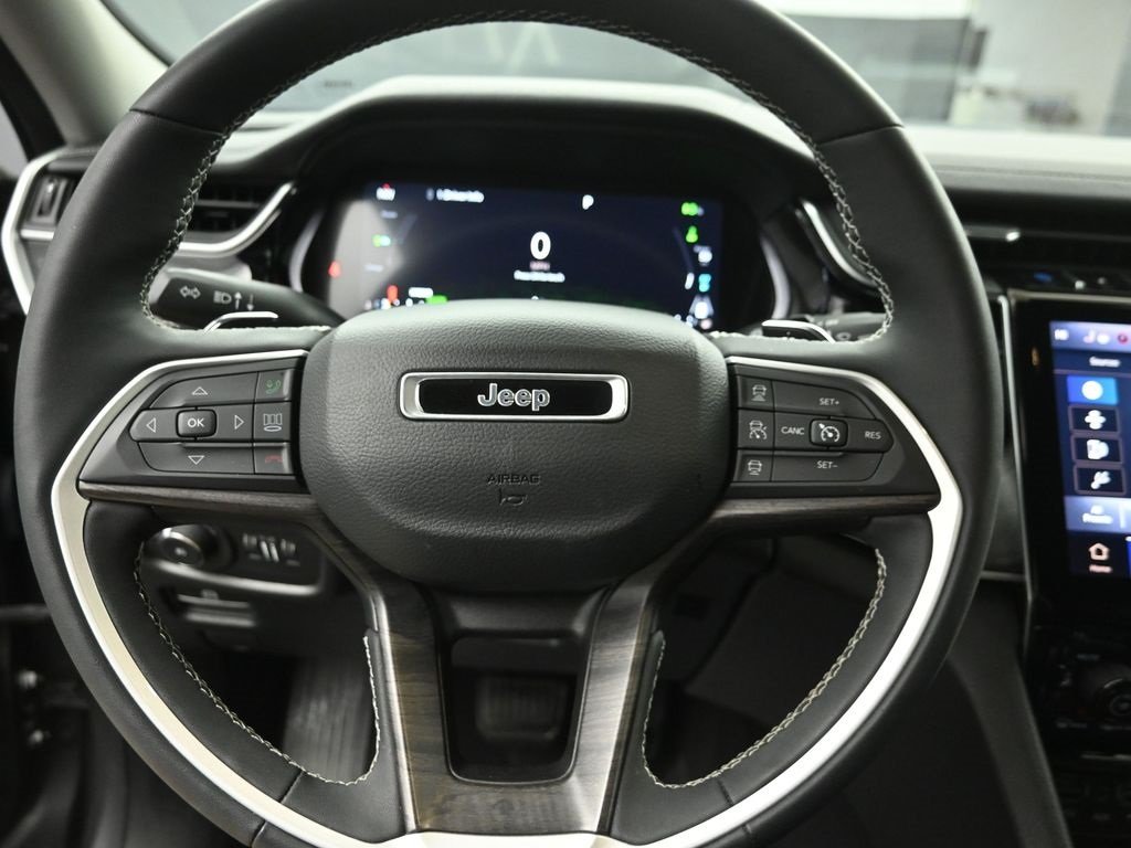 2022 JEEP GRAND CHEROKEE - Image 15