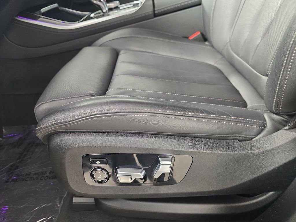 Used 2022 Tanzanite Blue II Metallic BMW M50i image 32