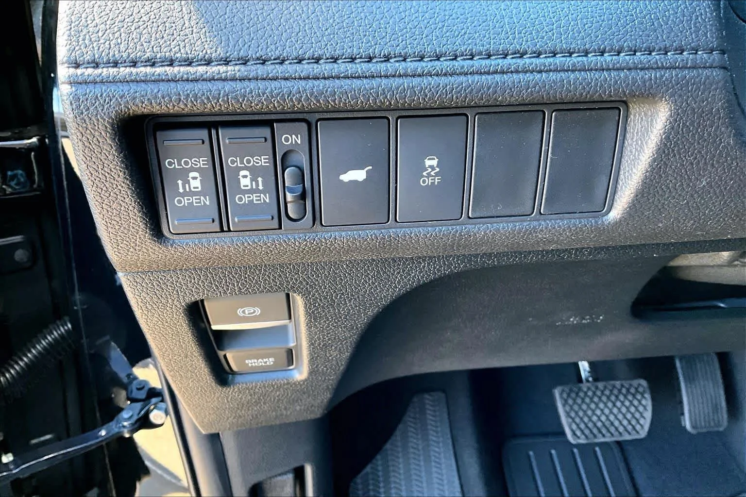 2026 Honda Odyssey EX-L - Photo 16