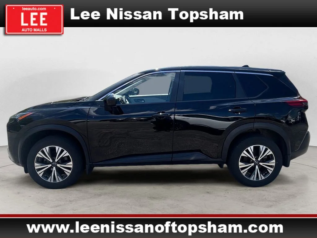 Used 2023 Super Black Nissan SV image 2