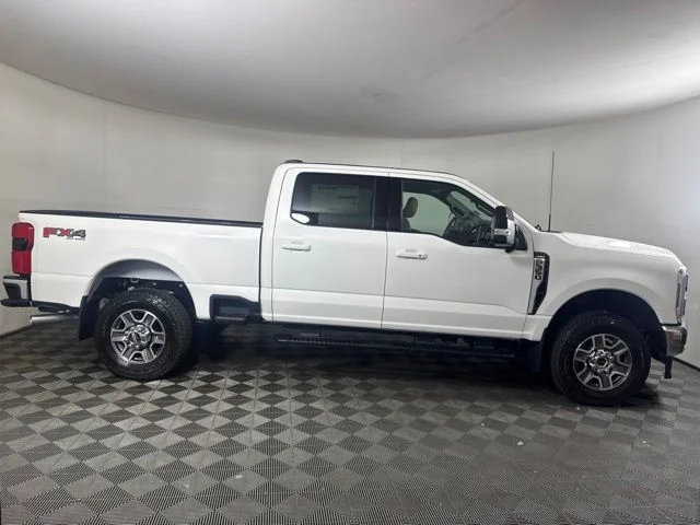 New 2026 Star White Metallic Tri-Coat Ford Lariat image 2