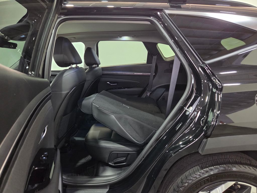 Used 2022 Phantom Black Hyundai Limited image 20