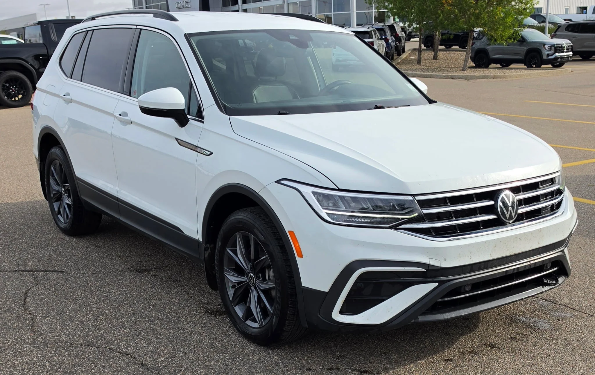 Used 2022 White Volkswagen Comfortline image 7