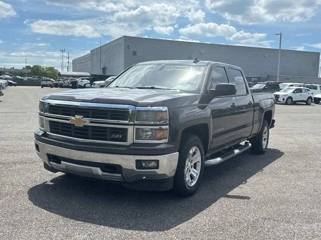 Used 2015 Tungsten Metallic Chevrolet LT image 8