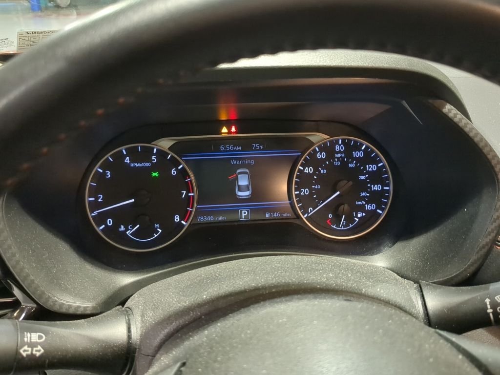 Used 2020 Orange Nissan SR image 15