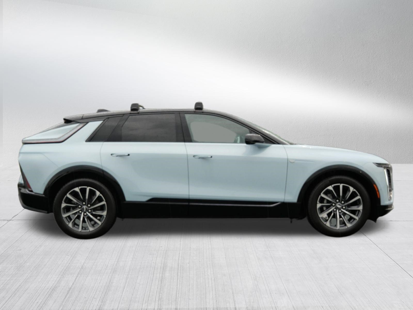 2026 Cadillac LYRIQ Premium Sport - Photo 8