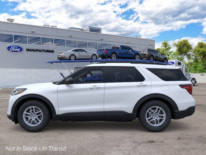 New 2026 Star White Metallic Tri-Coat Ford Active image 3