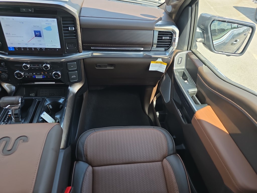 New 2026 Carbonized Gray Metallic Ford King Ranch® image 17