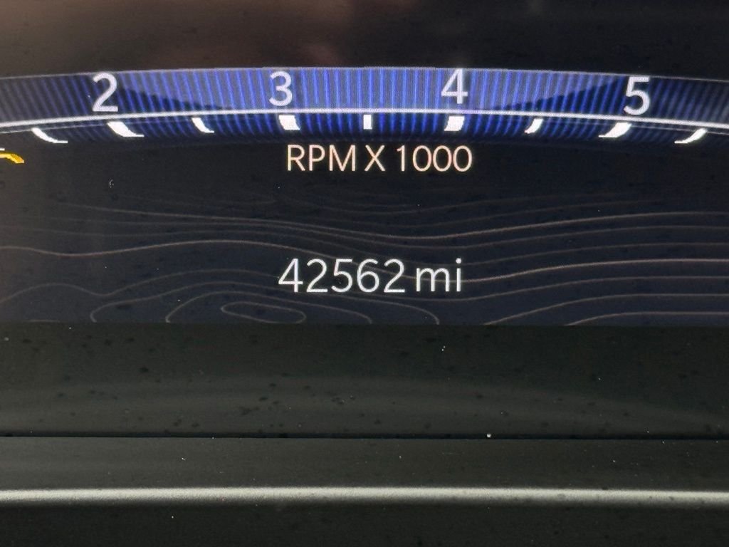Used 2024 Red Jeep Limited image 7