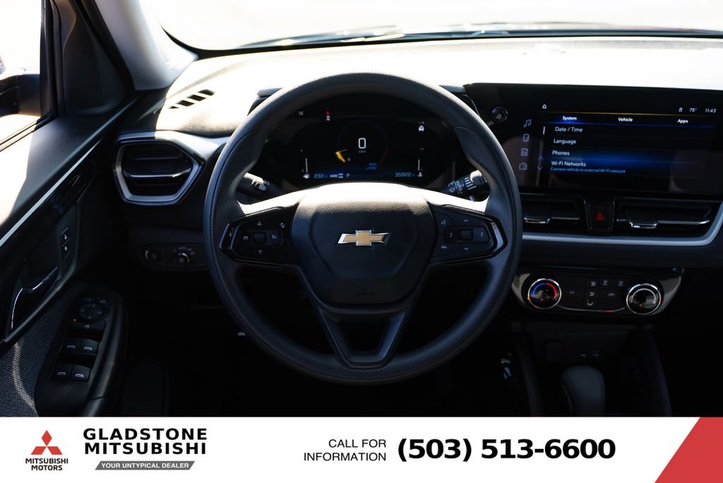 Used 2025 Black Metallic Chevrolet LT image 12