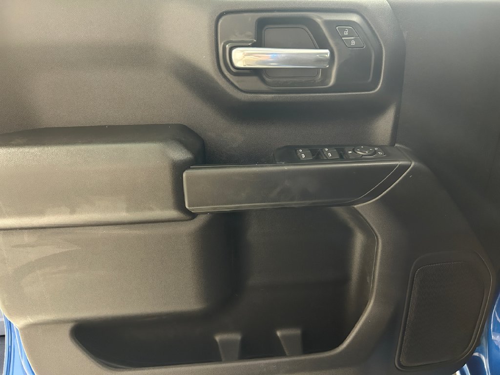 Used 2023 Blue Chevrolet Custom image 12