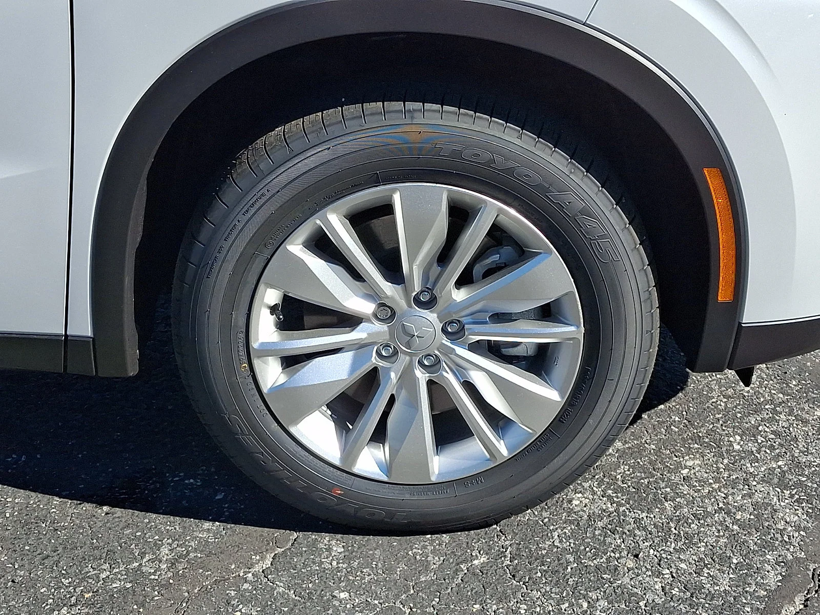 New 2026 White Mitsubishi ES image 10