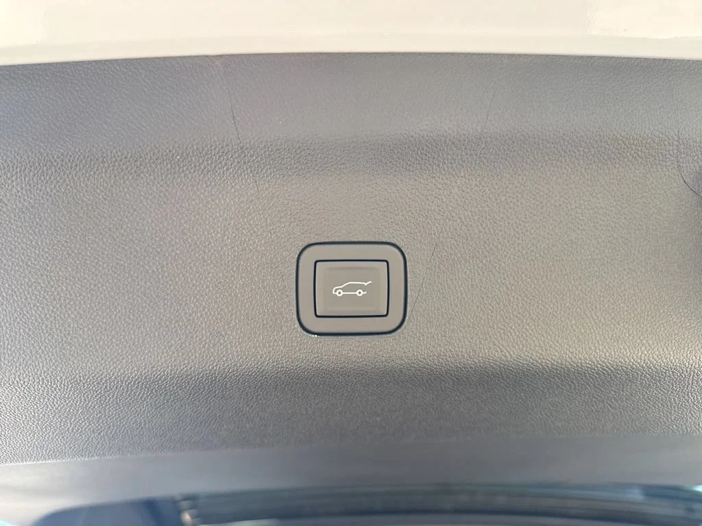 New 2026 Glacier White Tricoat GMC Denali image 36