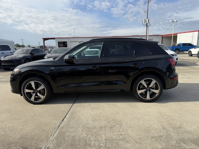 Used 2022 Mythos Black Metallic Audi 45 S line Premium image 16