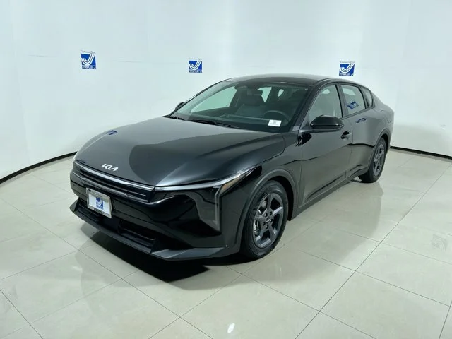 New 2026 AURORA BLACK PEARL Kia LXS image 9