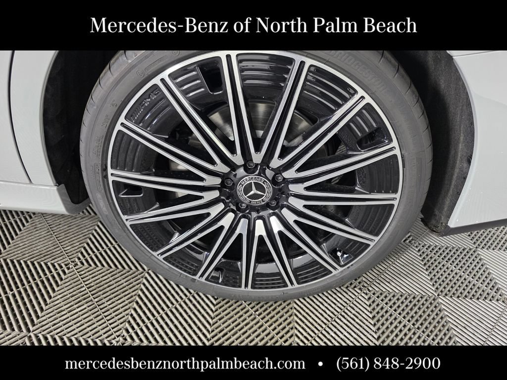 New 2026 MANUFAKTUR Alpine Grey Mercedes-Benz E 350 image 45