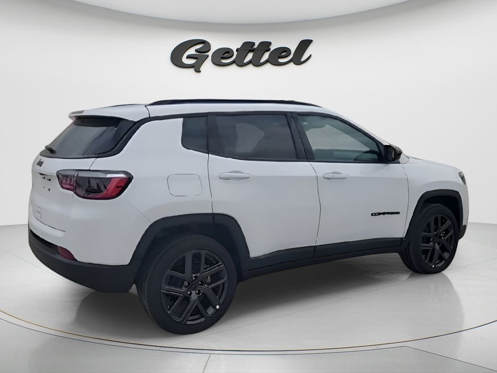 New 2026 Bright White Clear-Coat Exterior Paint Jeep Latitude image 8
