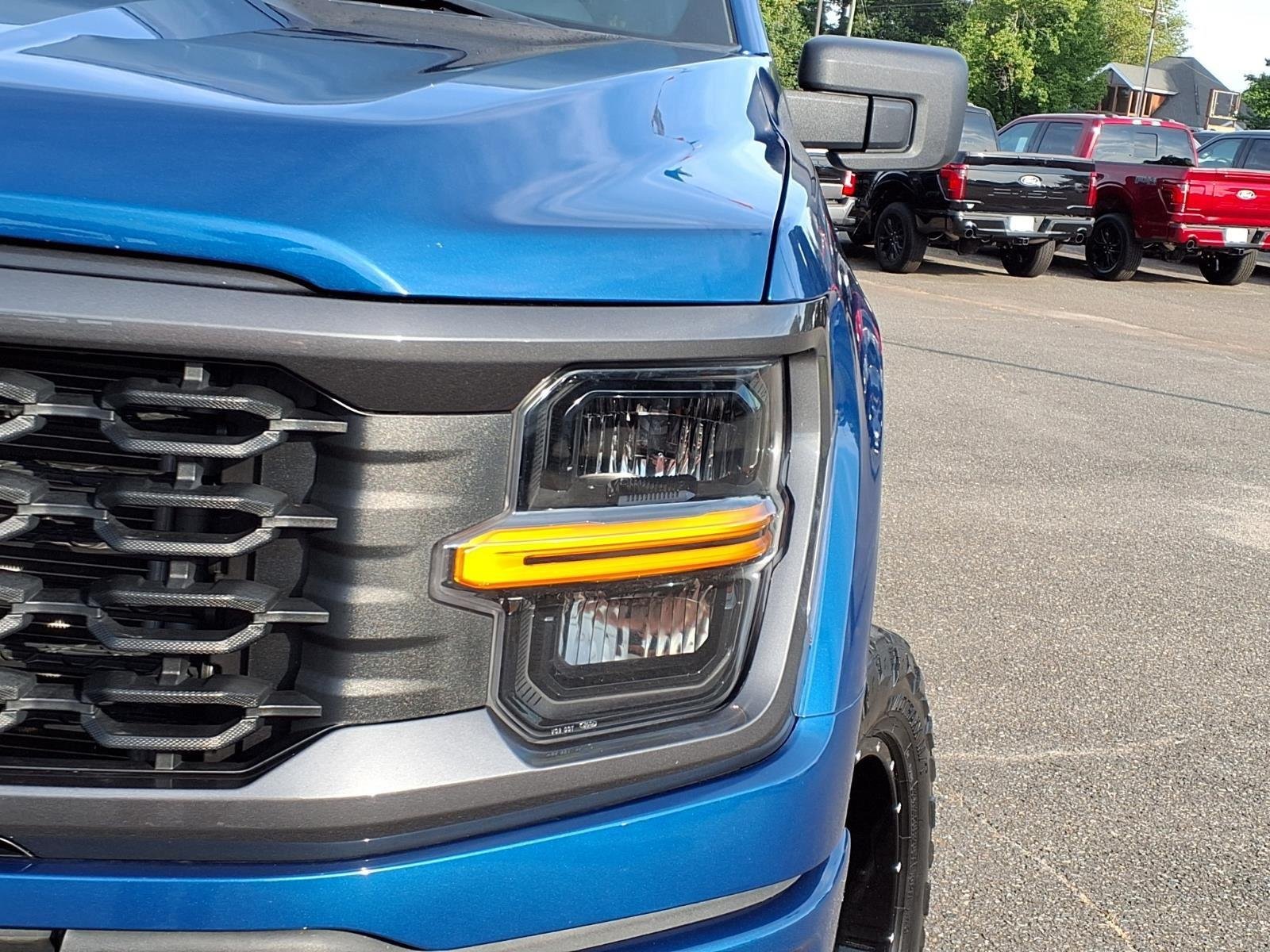 Used 2024 Atlas Blue Metallic Ford STX image 15