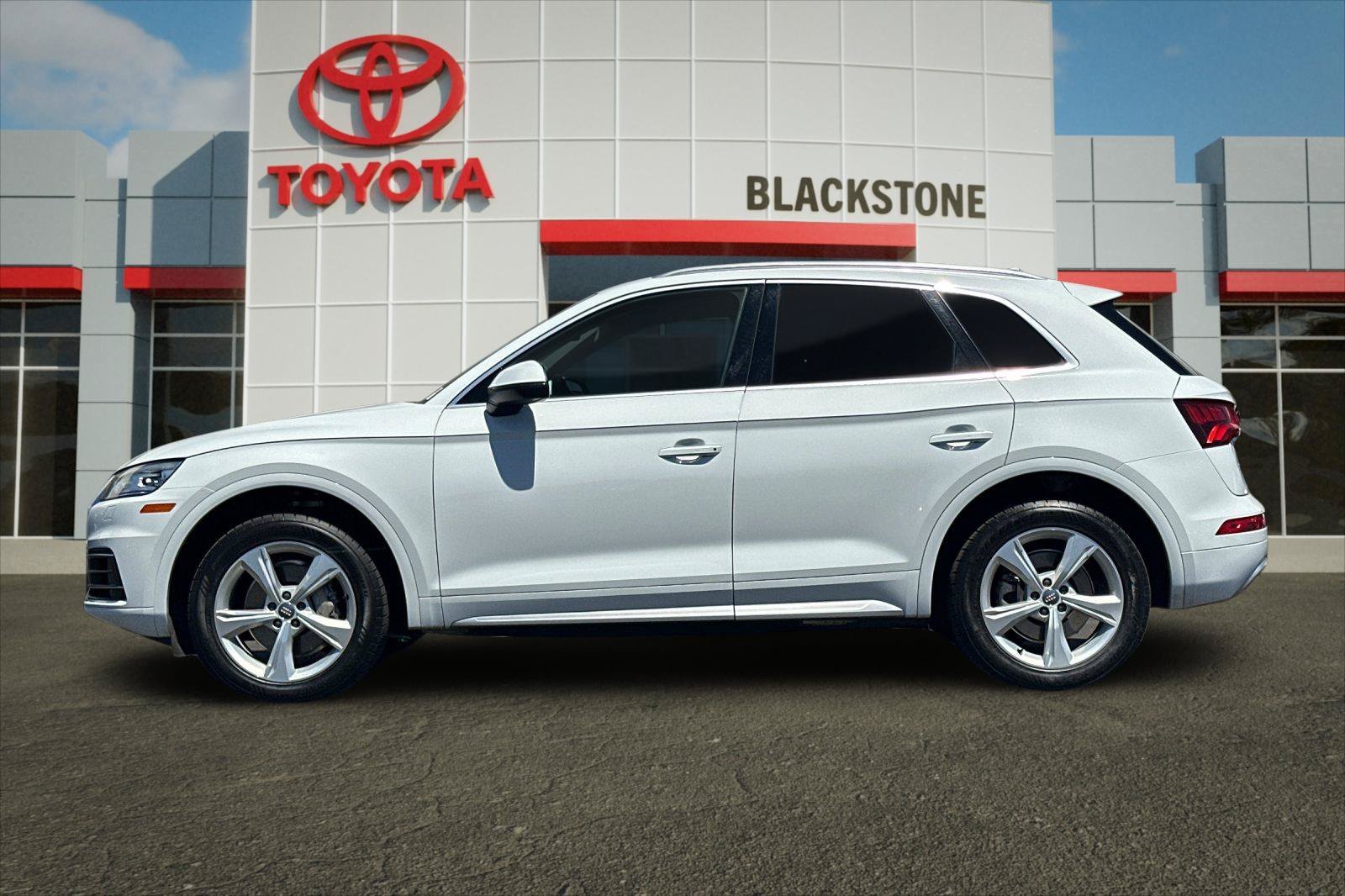 Used 2020 Glacier White Audi Premium image 6