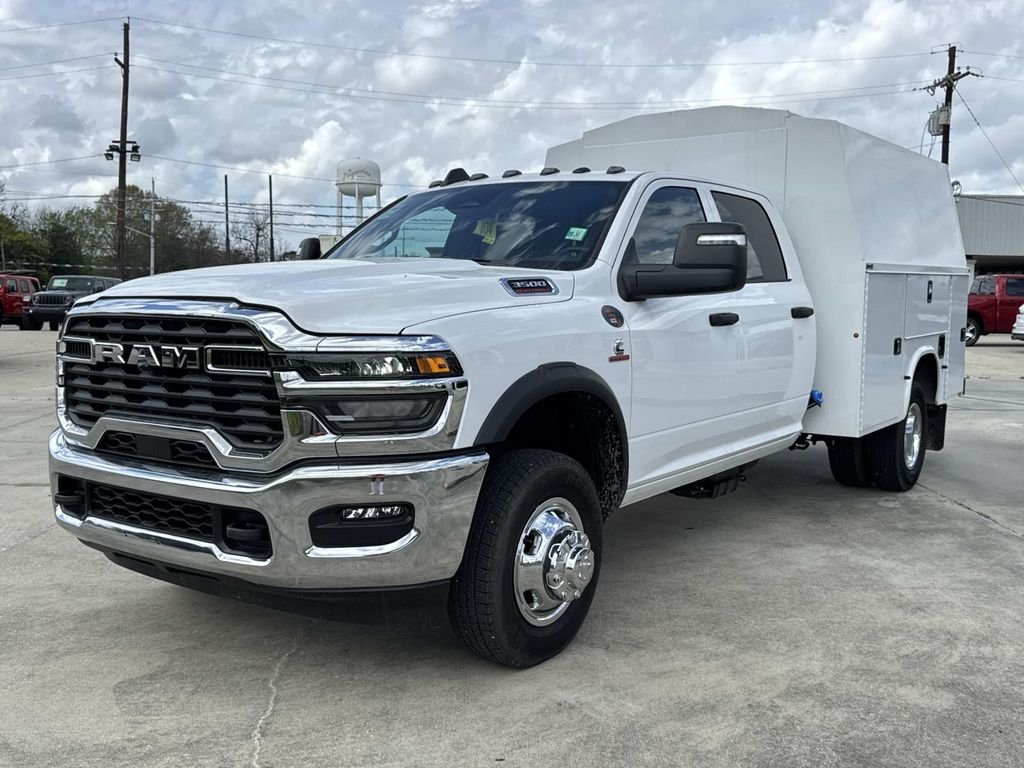 2026 RAM 3500 Chassis Tradesman - Photo 6