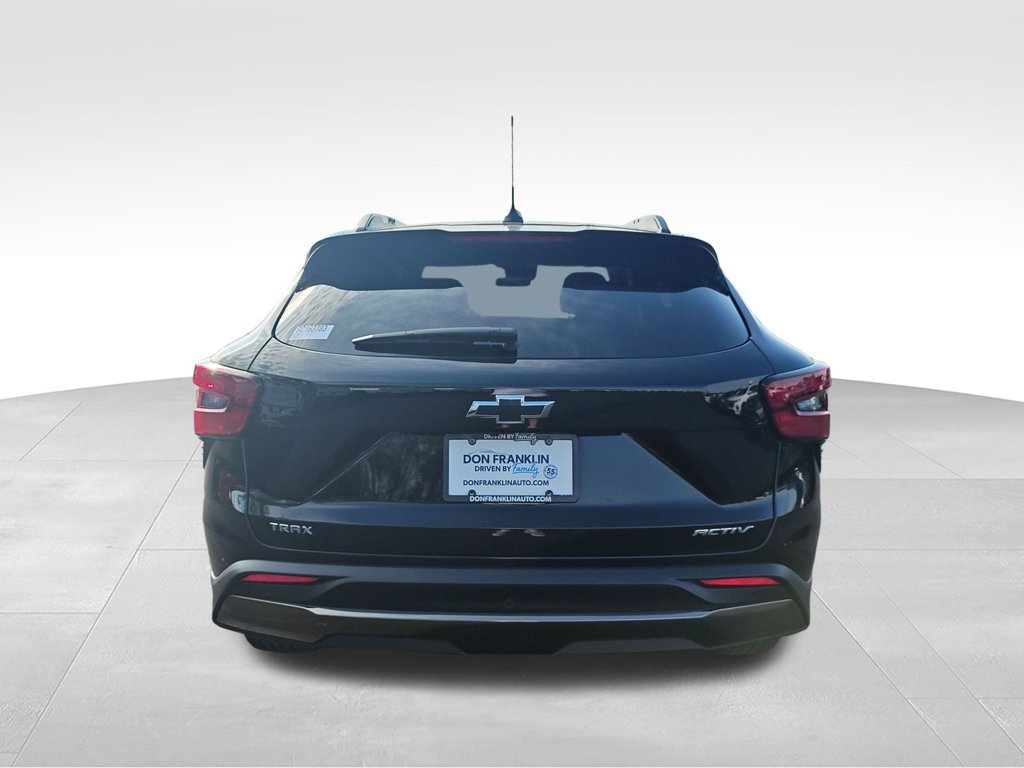 Used 2025 Black Chevrolet ACTIV image 4