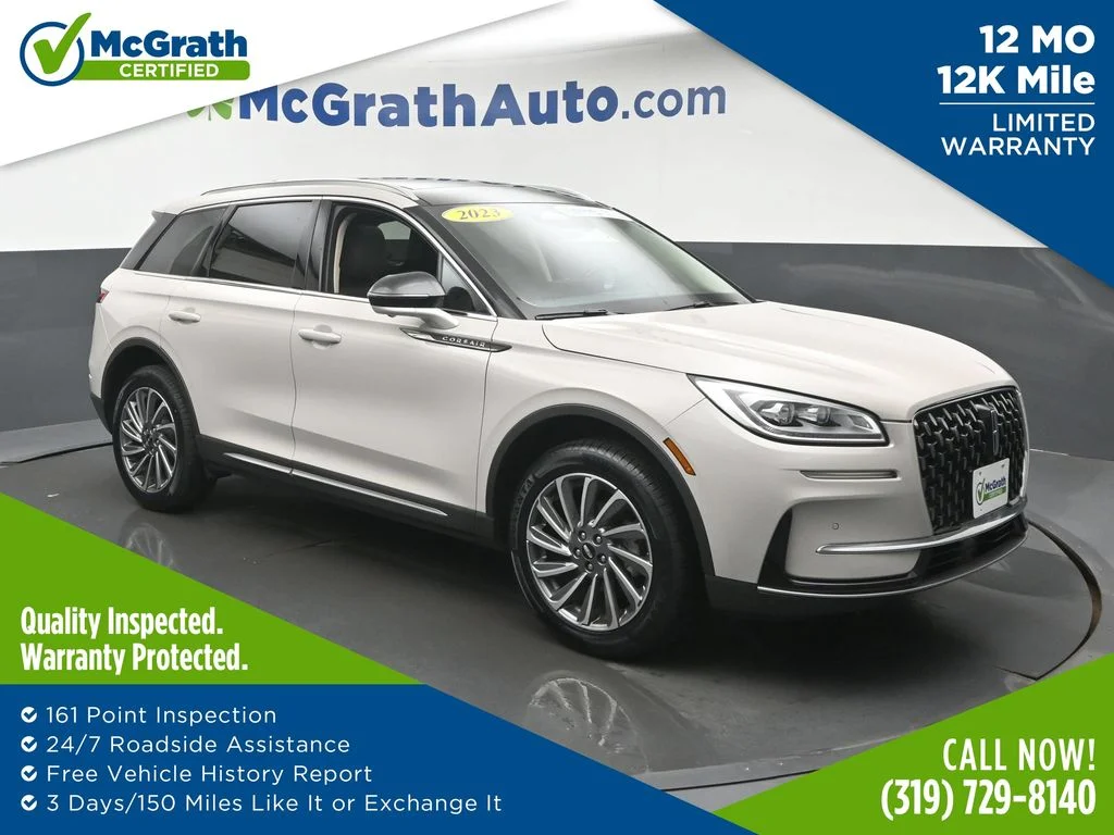Used 2023 White Lincoln Reserve image 1
