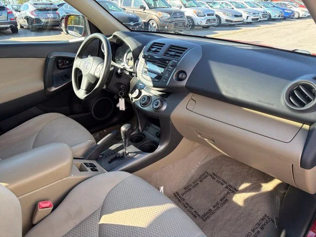 Used 2011 Red Toyota Base image 29