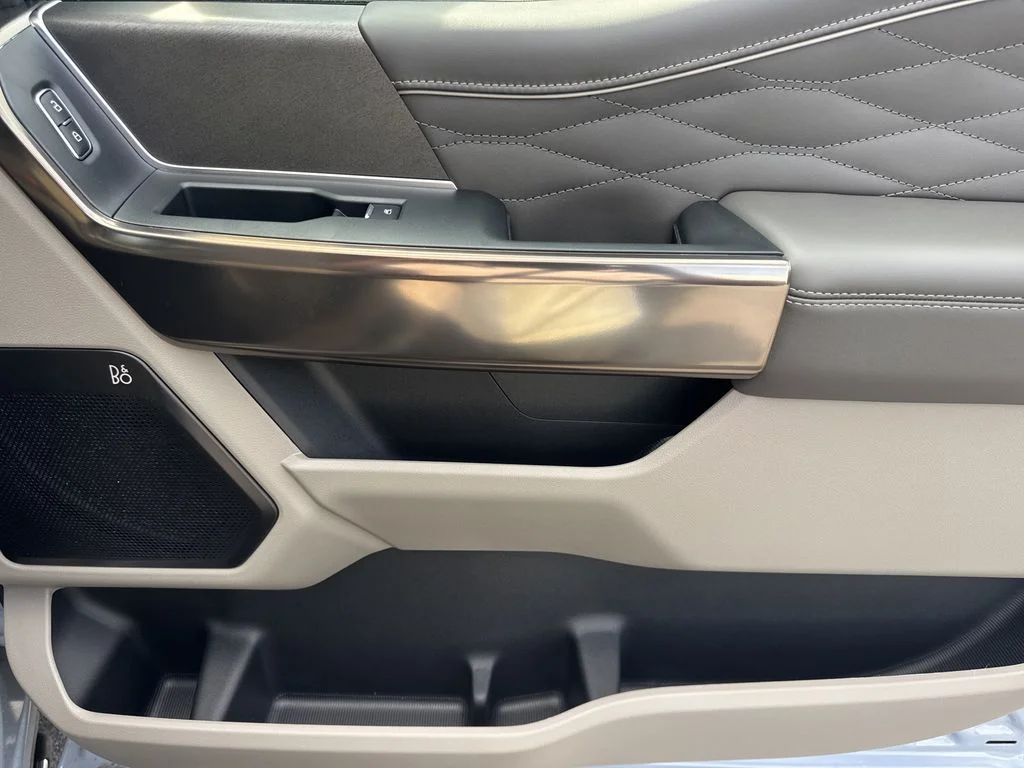 New 2026 Gray Ford Platinum image 14