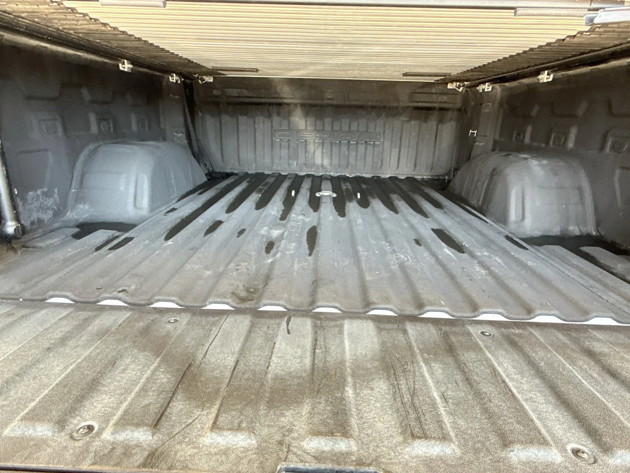 Used 2021 WHITE FROST TRICOAT GMC Denali image 28