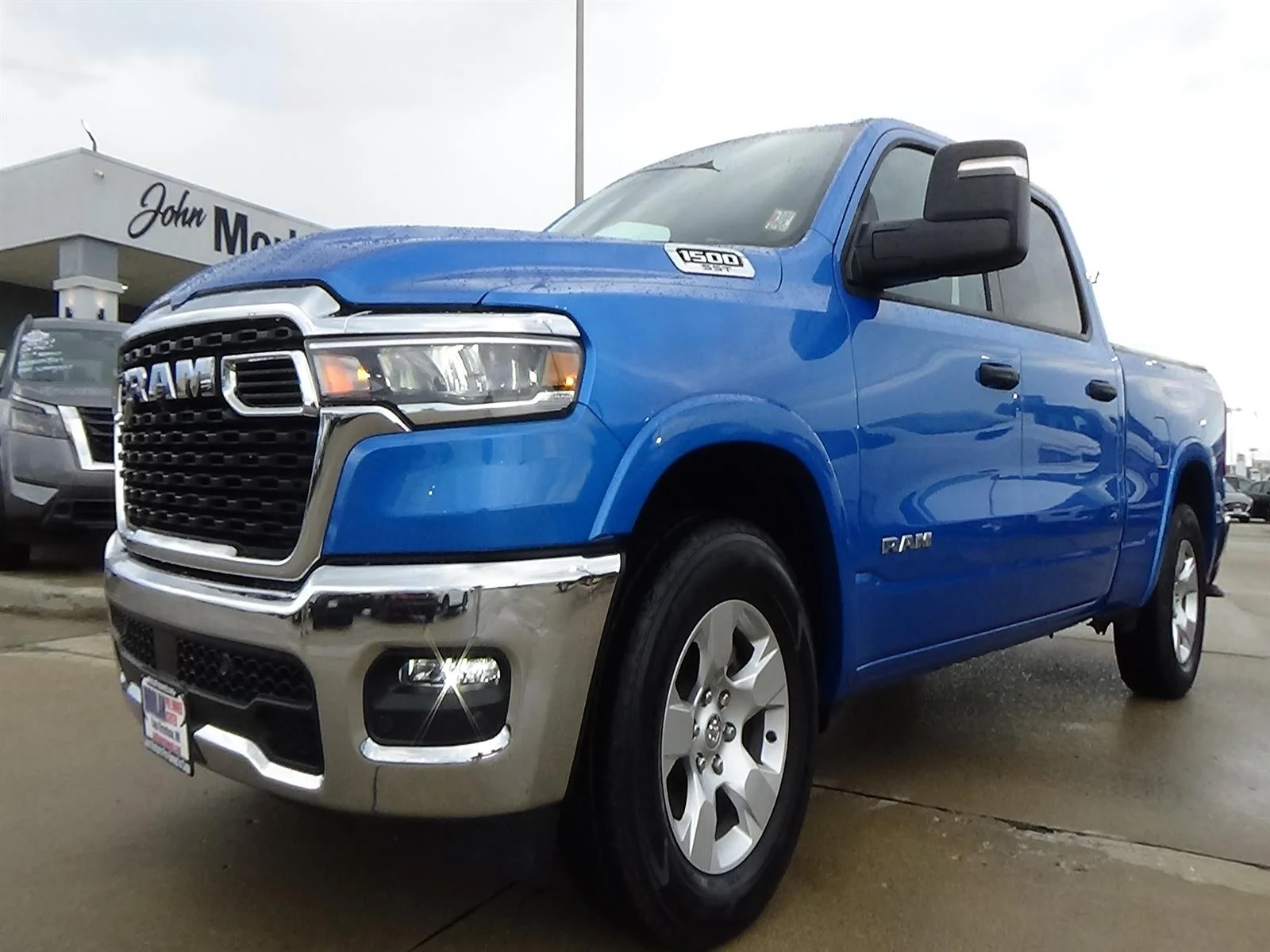 Certified Used 2025 Hydro Blue Pearl Coat (pbj) RAM Big Horn image 2