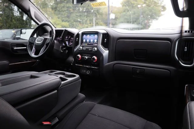 Used 2020 Gray GMC Elevation image 40